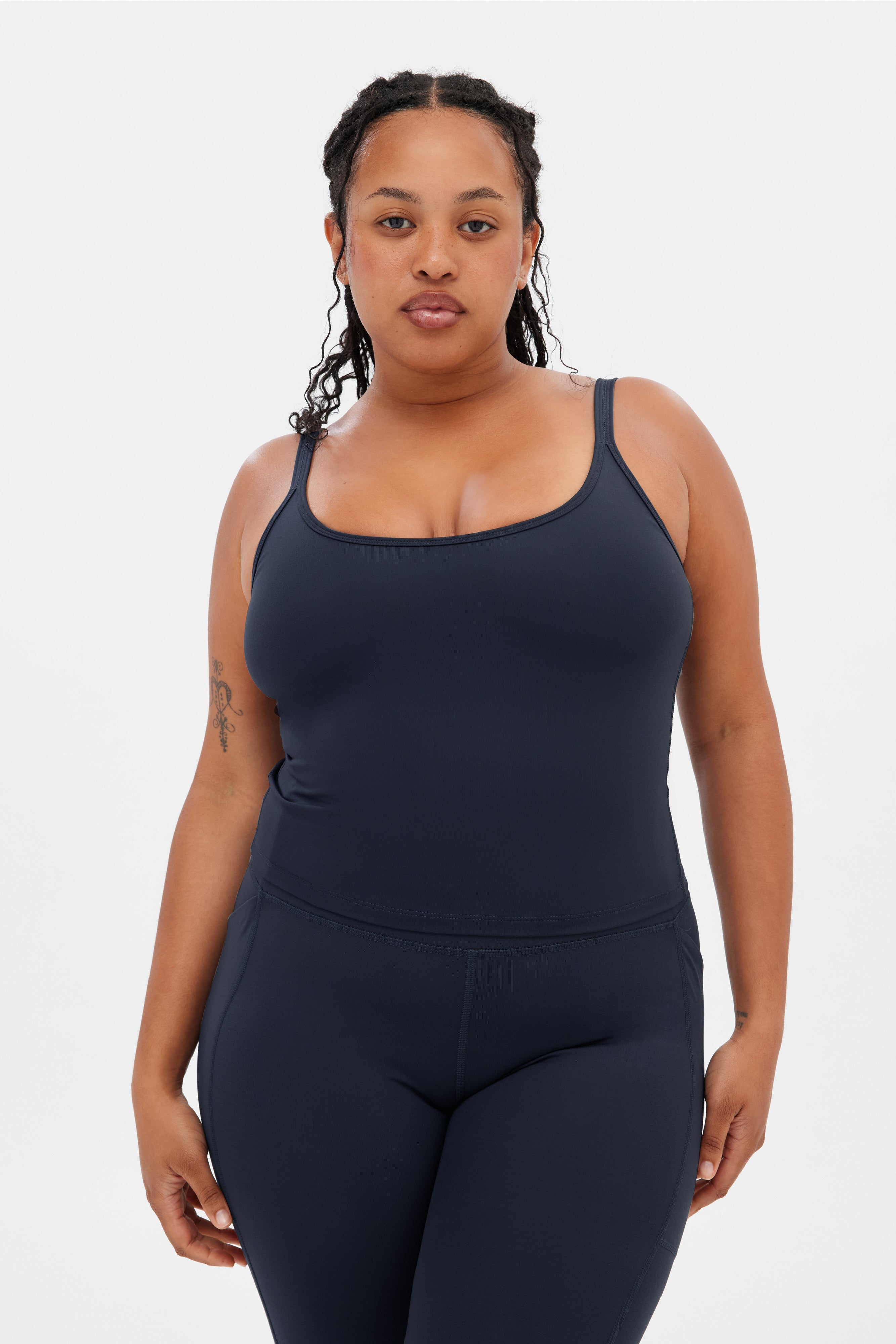 Skyline Gemma Scoop Tank – Girlfriend Collective
