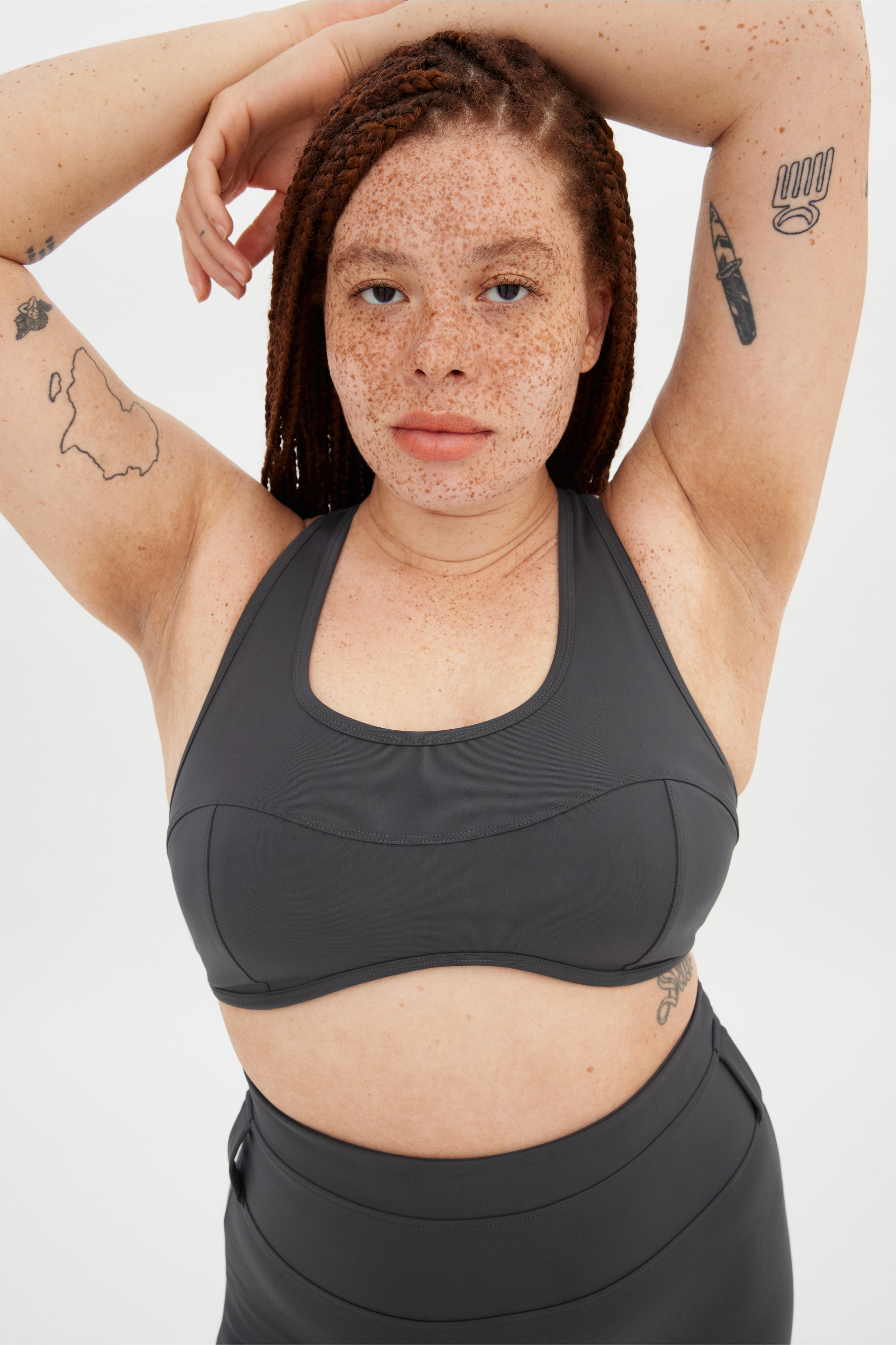 Moon Connie Curved Bra – Girlfriend Collective