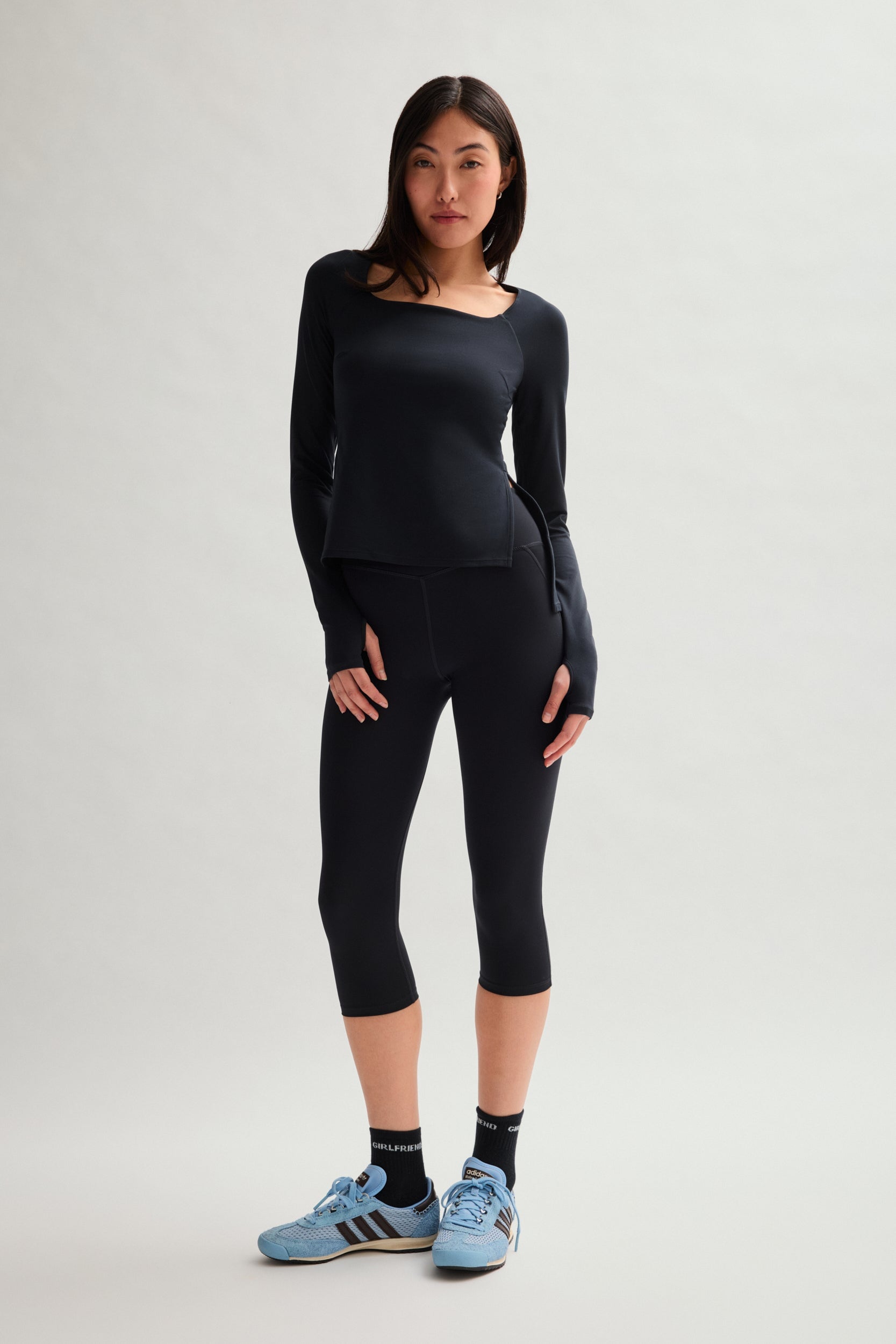 Black ReSet High-Low Long Sleeve Top