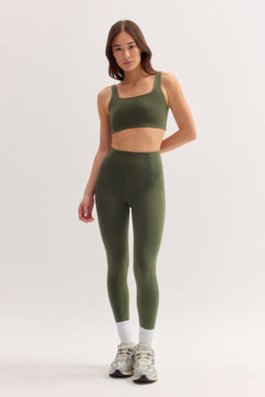 Girlfriend Collective Plus, brand website product image