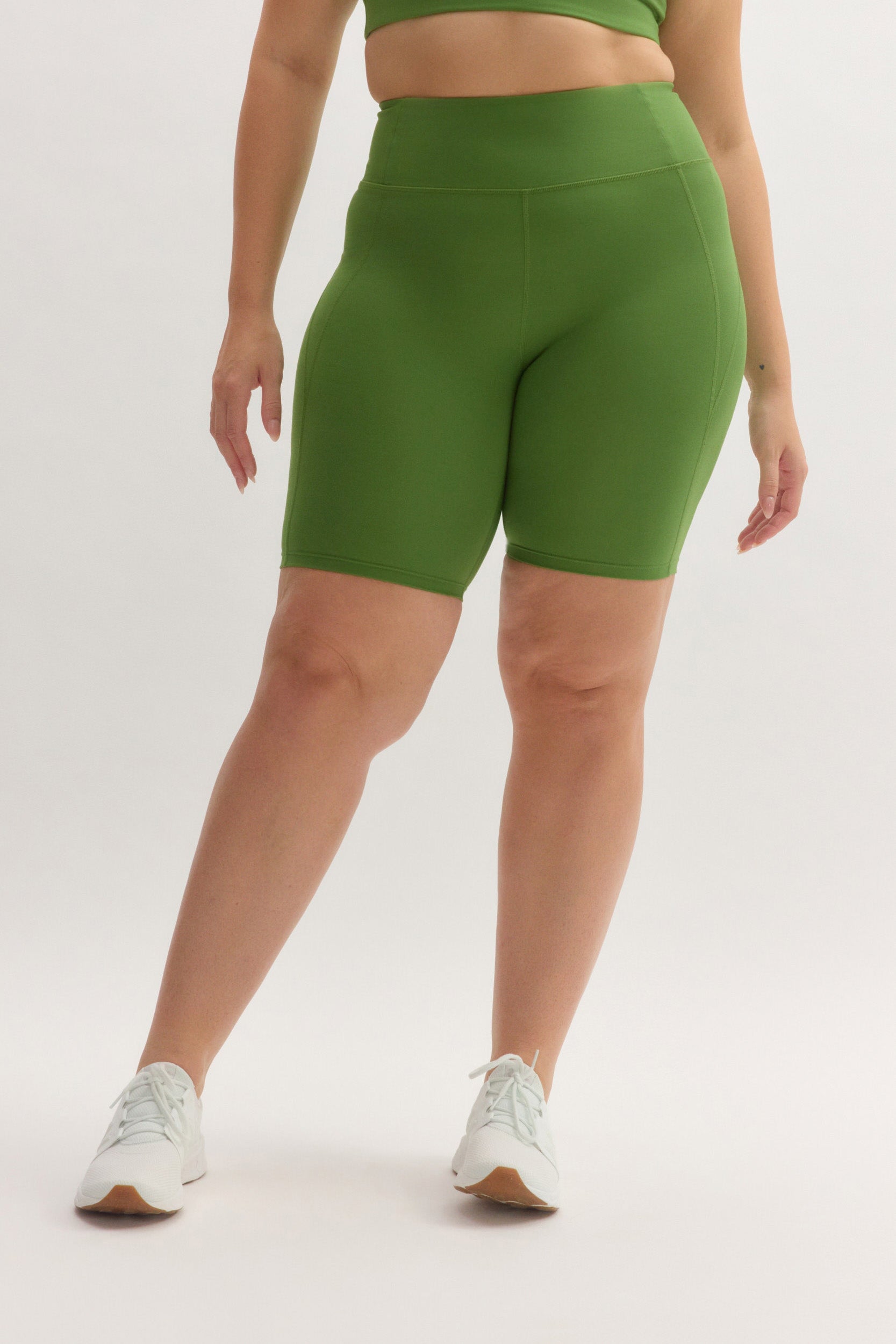 4011_HighRiseBikeShort_XL_Kiwi_2.jpg