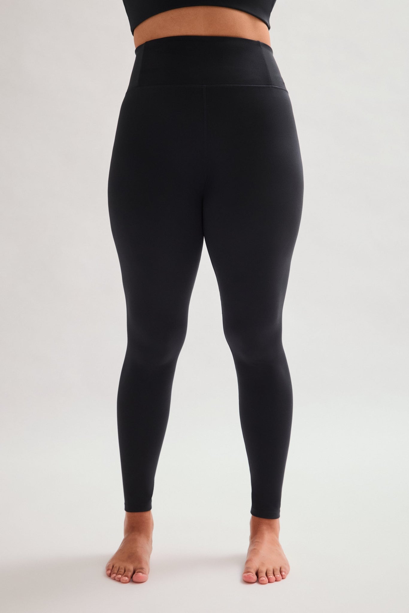 Black FLOAT Ultralight Legging – Girlfriend Collective