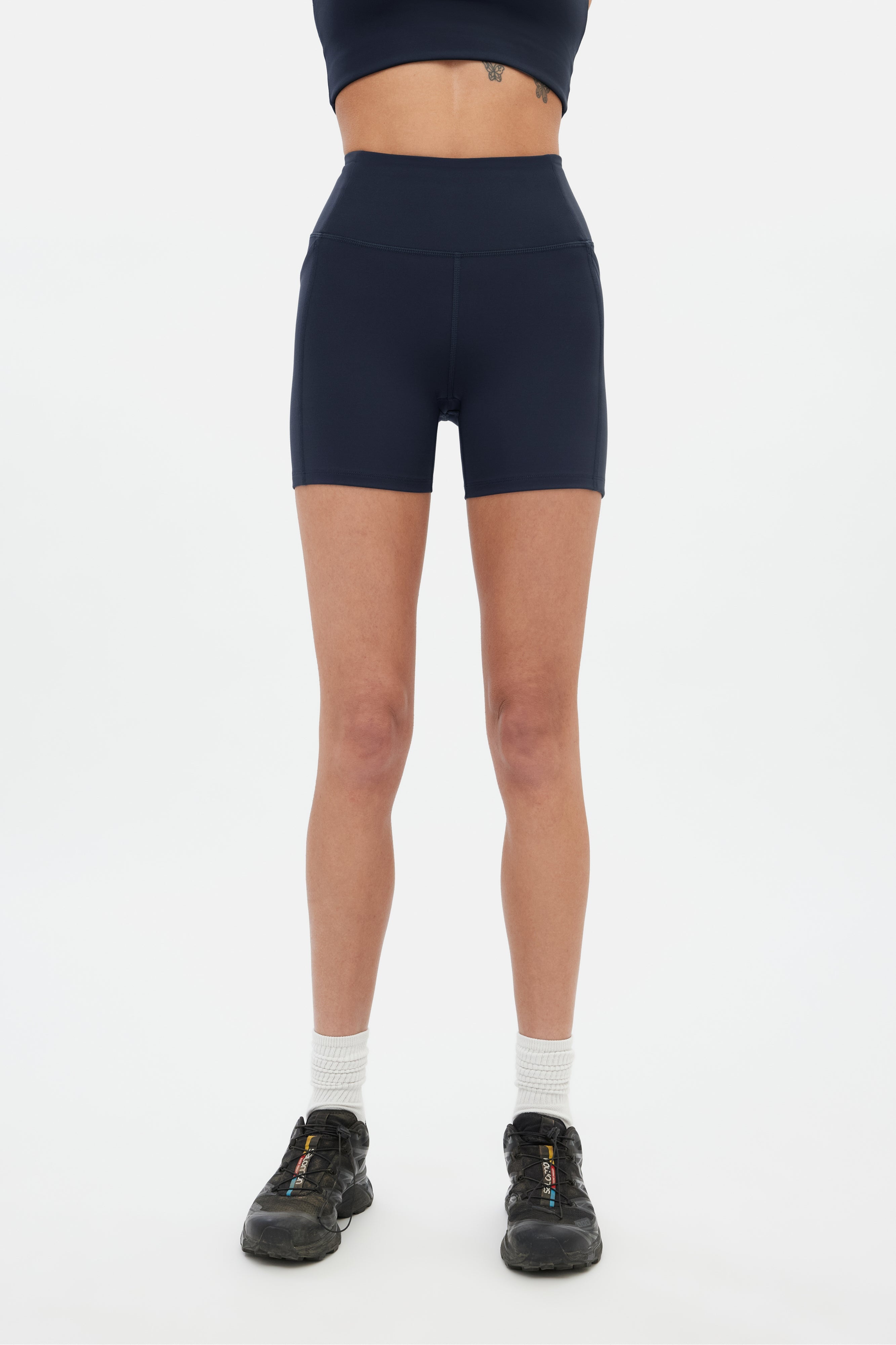 Skyline Compressive Pocket Run Short – Girlfriend Collective
