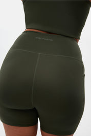 Terrace Compressive Pocket Run Short