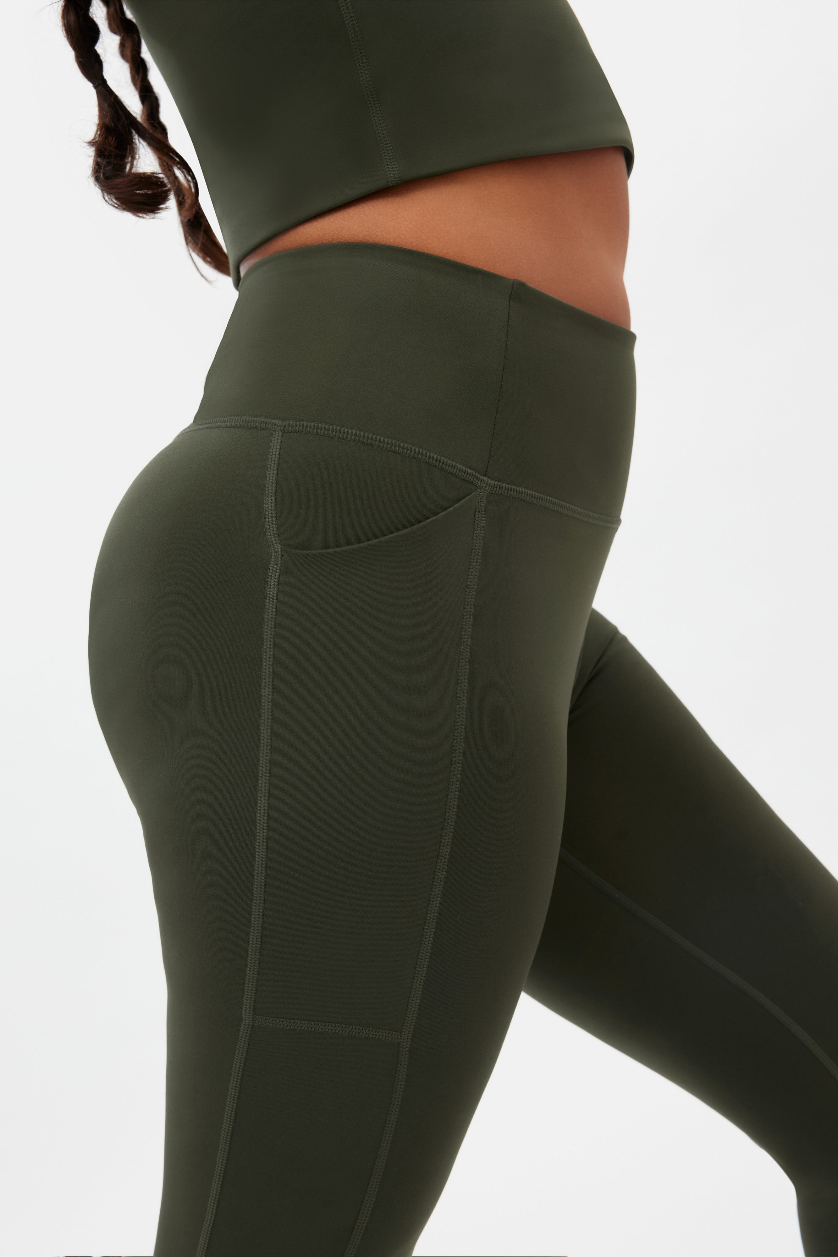 Terrace Compressive Pocket Legging