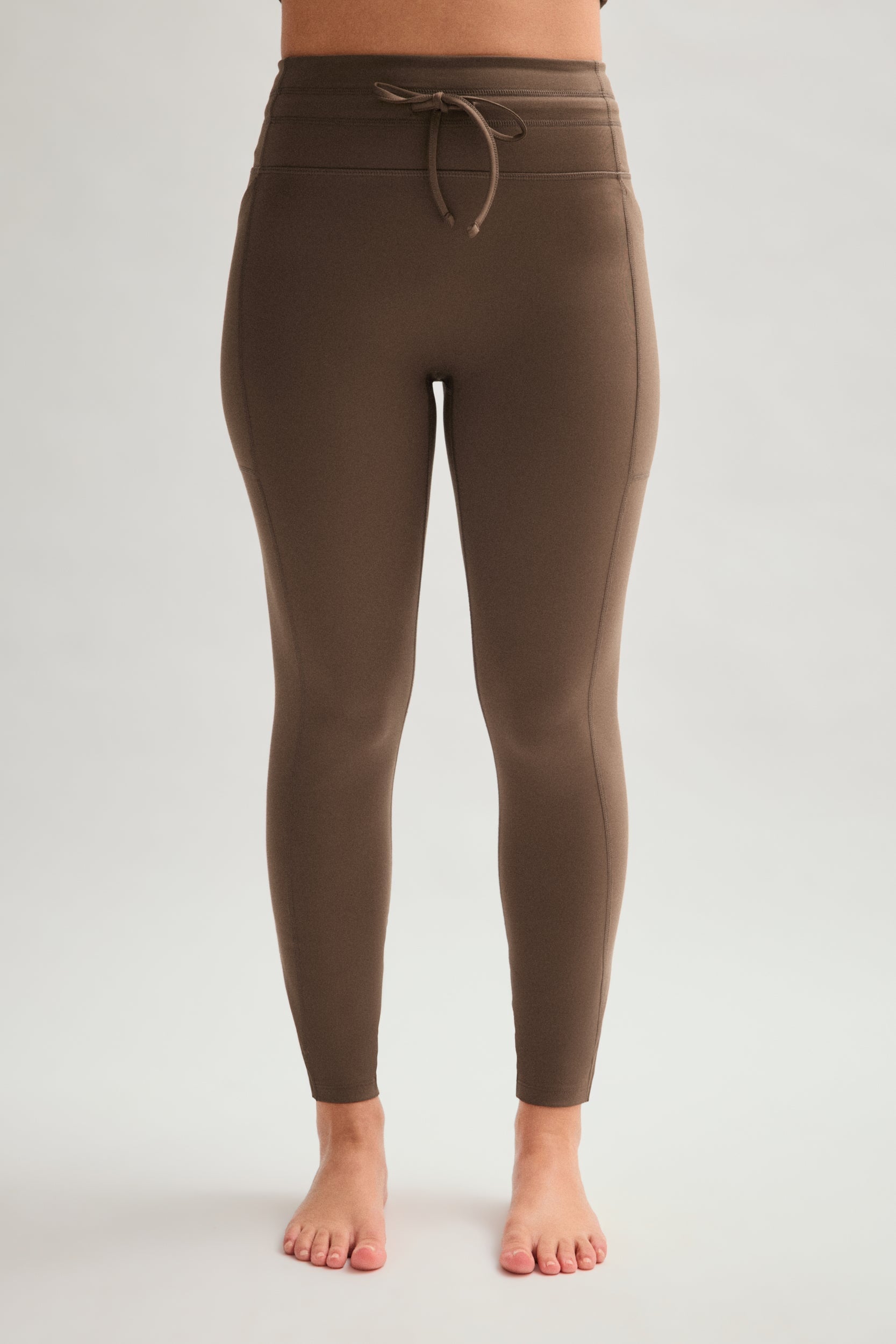 Café Compressive Drawstring Pocket Legging