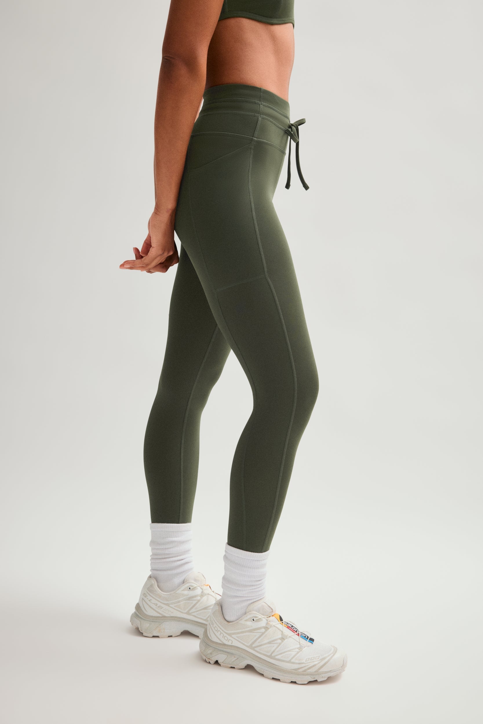 Terrace Compressive Drawstring Pocket Legging