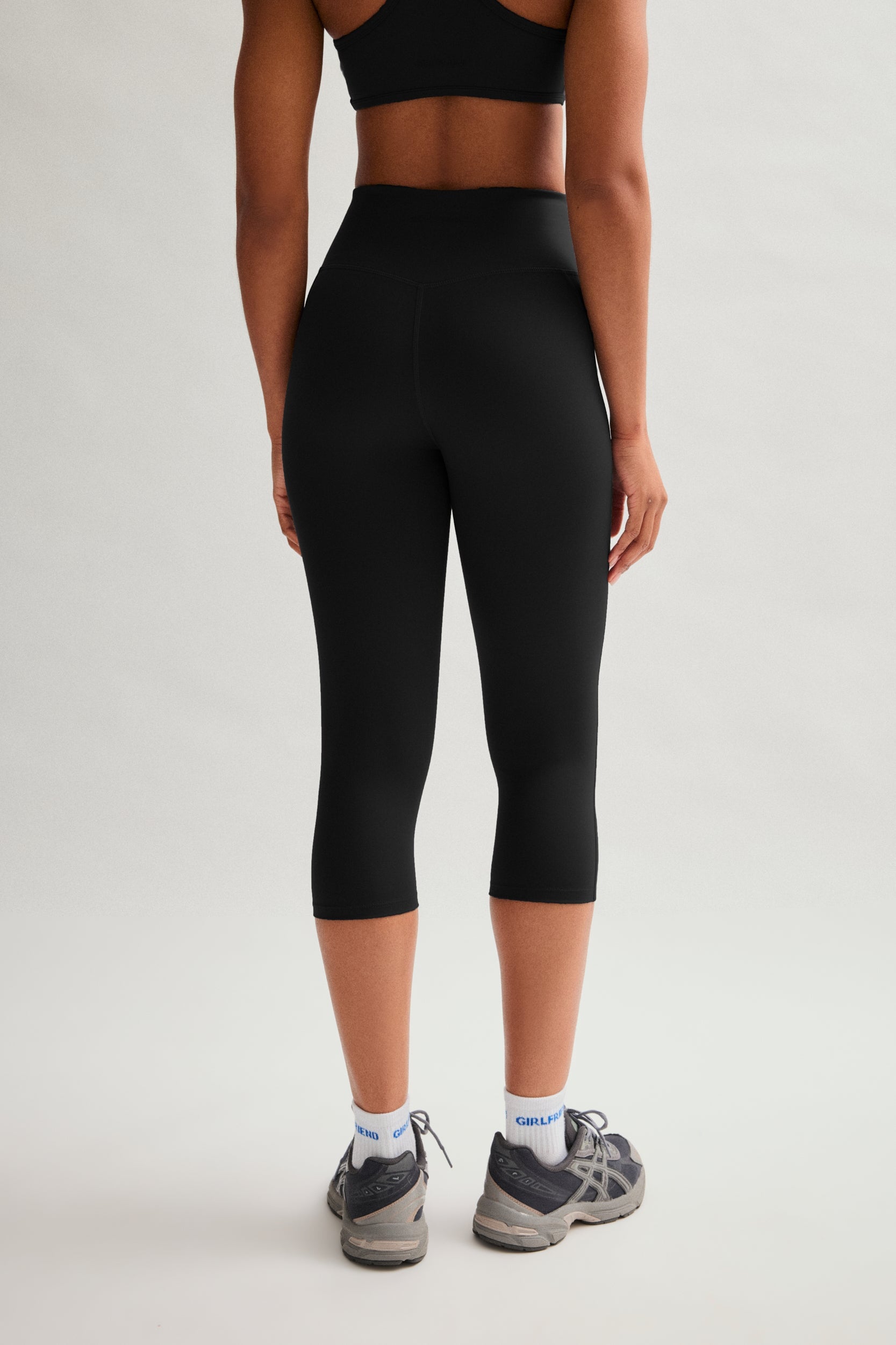 Black Compressive High-Rise Capri
