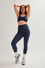 Skyline Compressive Pleated Waistband Legging