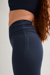 Skyline Compressive Pleated Waistband Legging